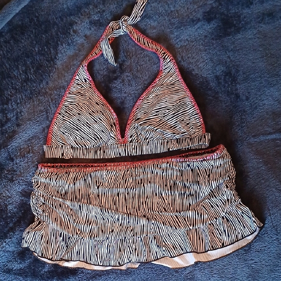 Kenneth Cole Reaction Zebra Print Bikini with Pink Accents - Picture 1 of 4